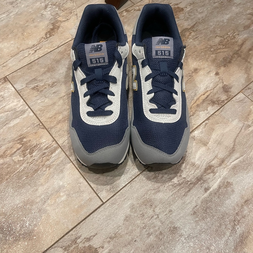 Sneakers - Picture 2 of 3